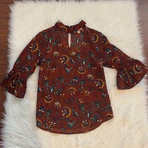 Beautiful Blouse with choker detail